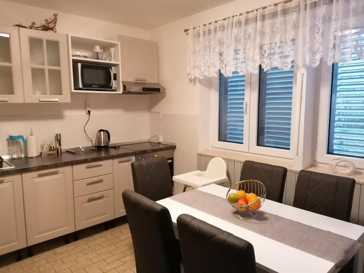 Apartman-Maja-Krk Кърк Екстериор снимка