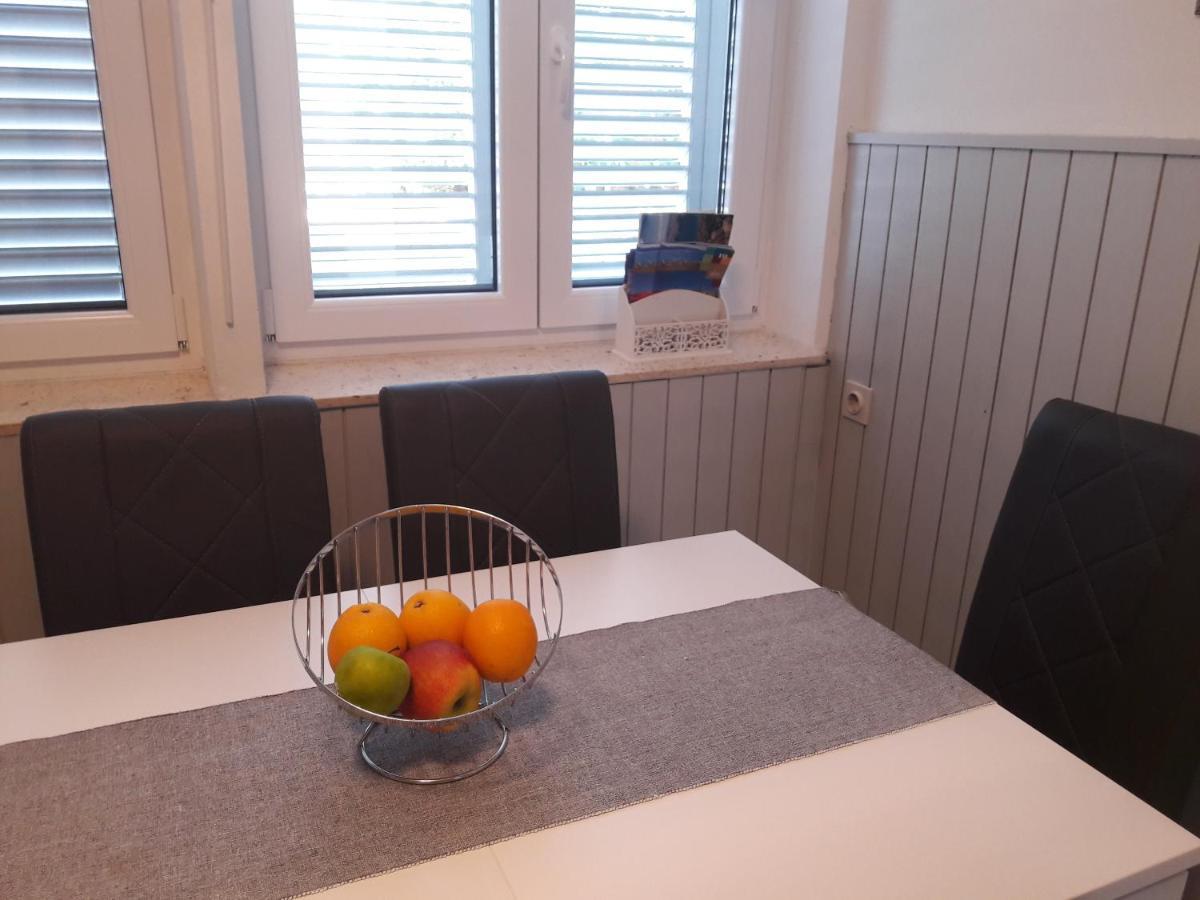 Apartman-Maja-Krk Кърк Екстериор снимка