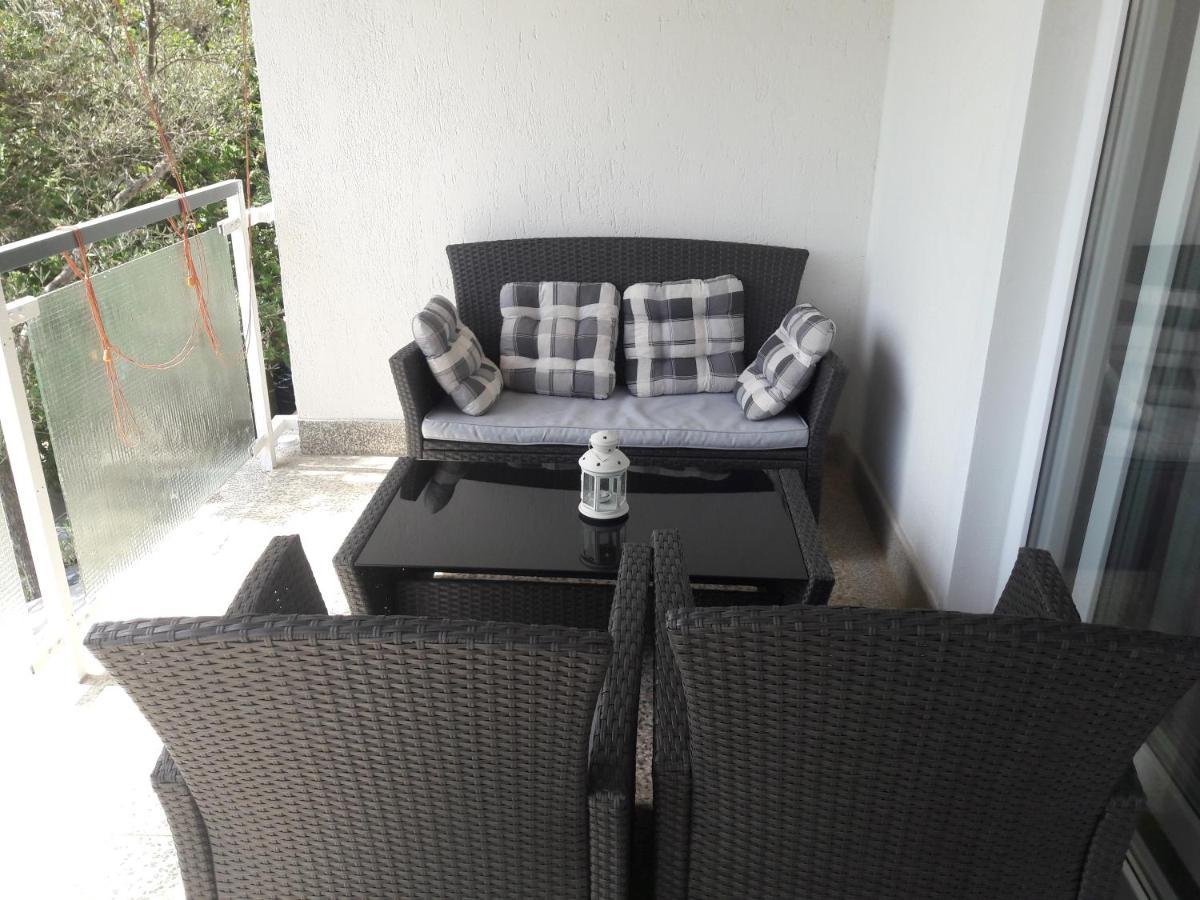 Apartman-Maja-Krk Кърк Екстериор снимка