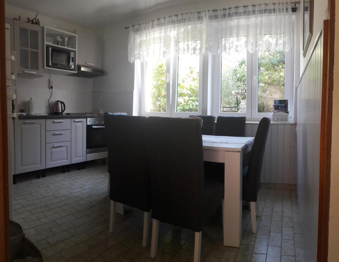 Apartman-Maja-Krk Кърк Екстериор снимка